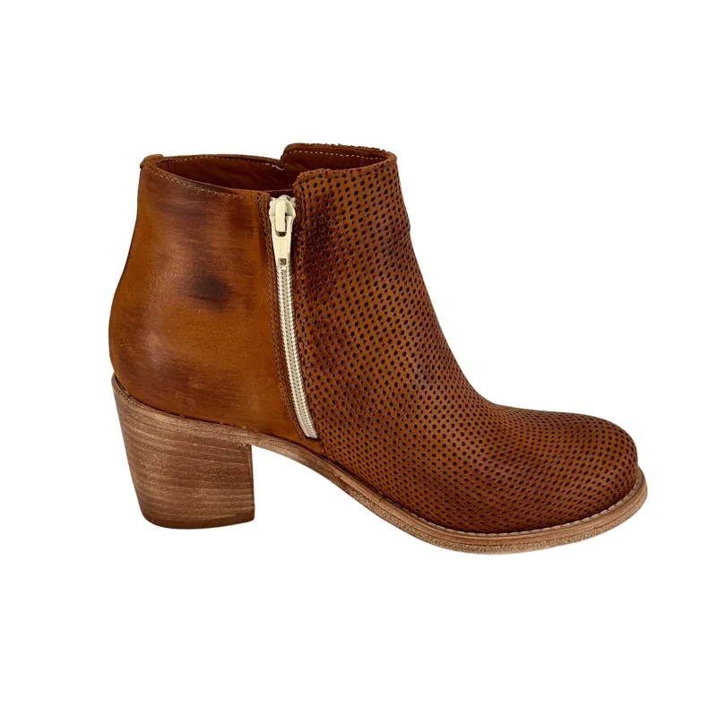 Ankle Boot In Brushed Nubuck Leather With Zip