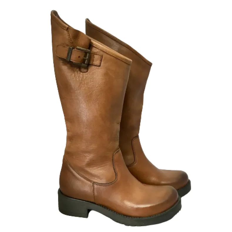 Asymmetrical Leather Boot With Heel