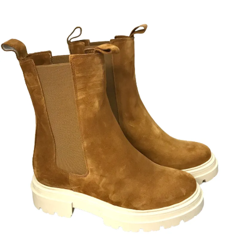 Beatles In Cream-colored Suede Leather