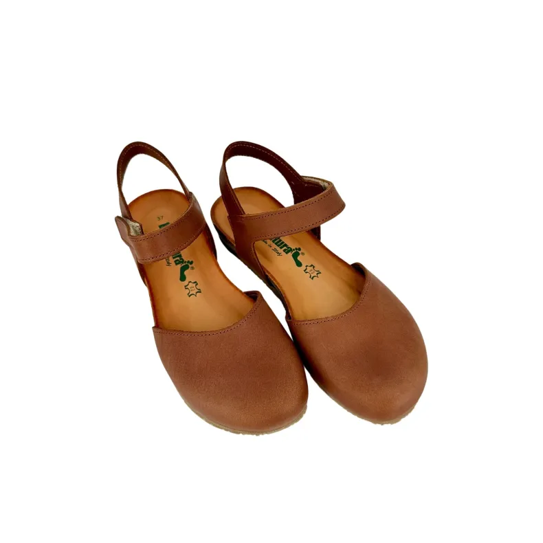 Bionatura Closed Toe Sandal In Brandy Leather