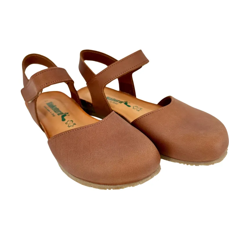 Bionatura Closed Toe Sandal In Brandy Leather