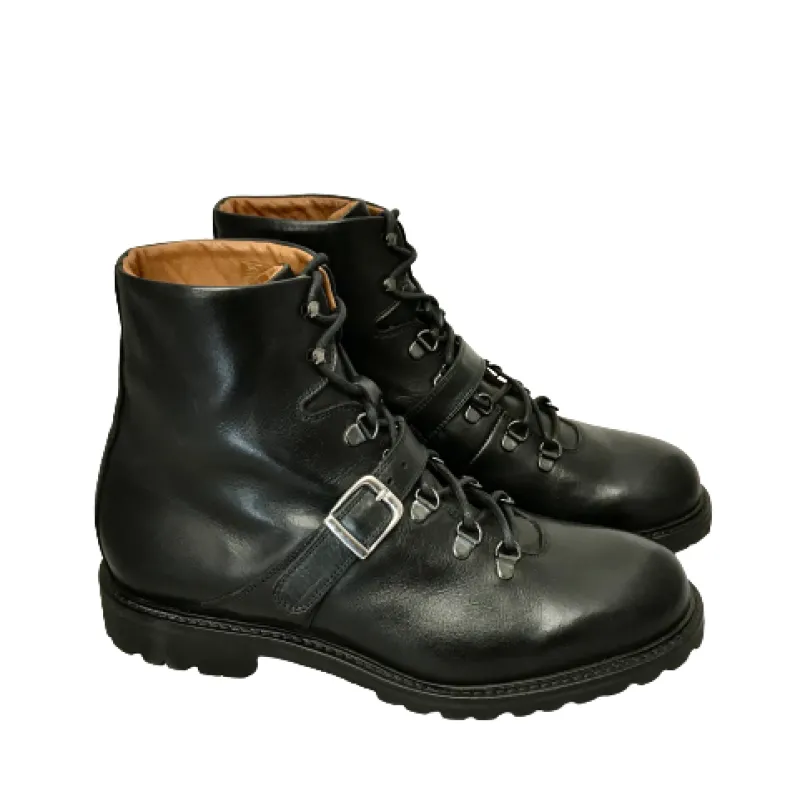 Black Handmade Amphibian With Buckle