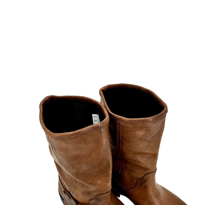 Boot In Tan-dipped Leather