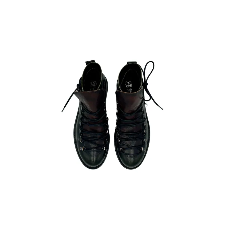 Camarri 1916 Handmade Leather Dipped Boot