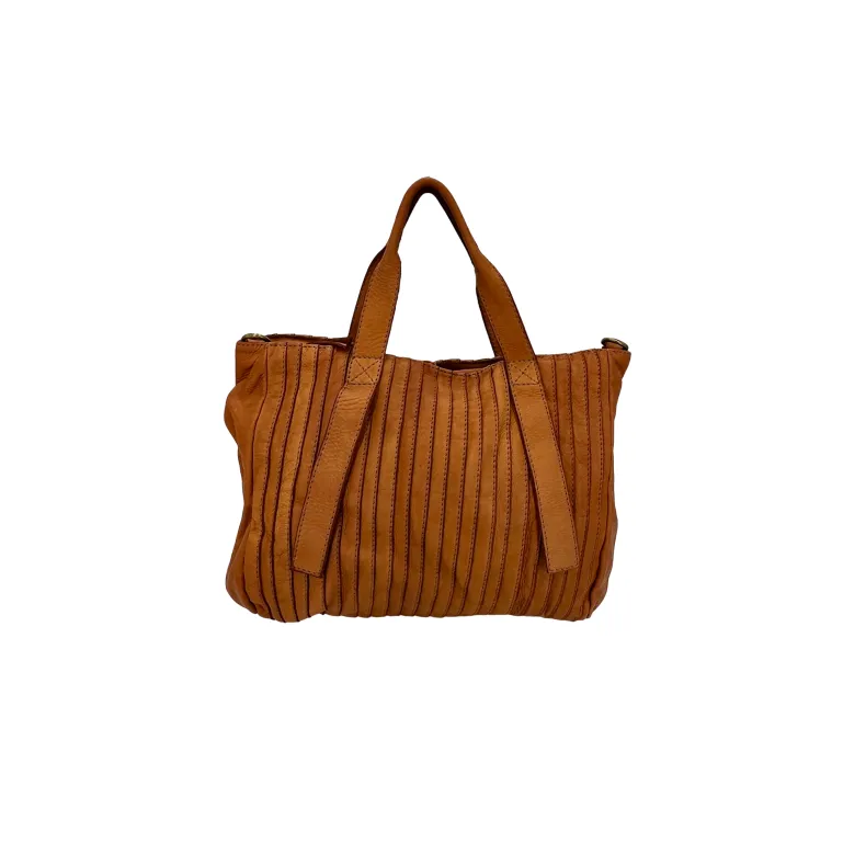 Dalia – Handcrafted Washed Leather Bag