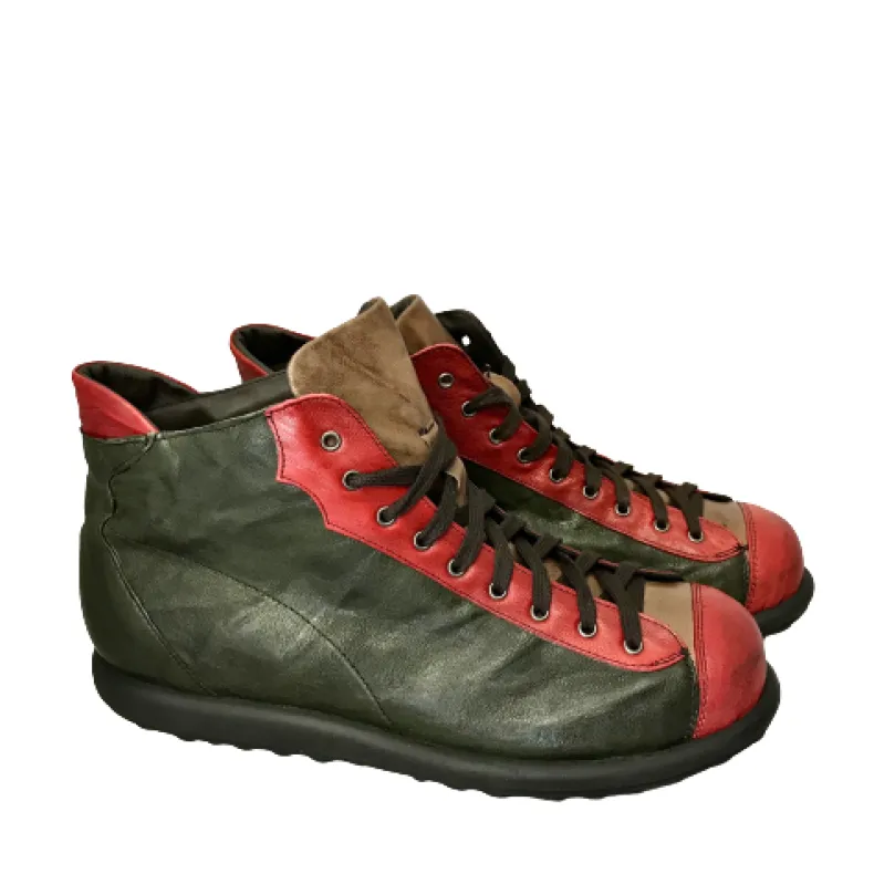 Green / Red / Taupe Boot