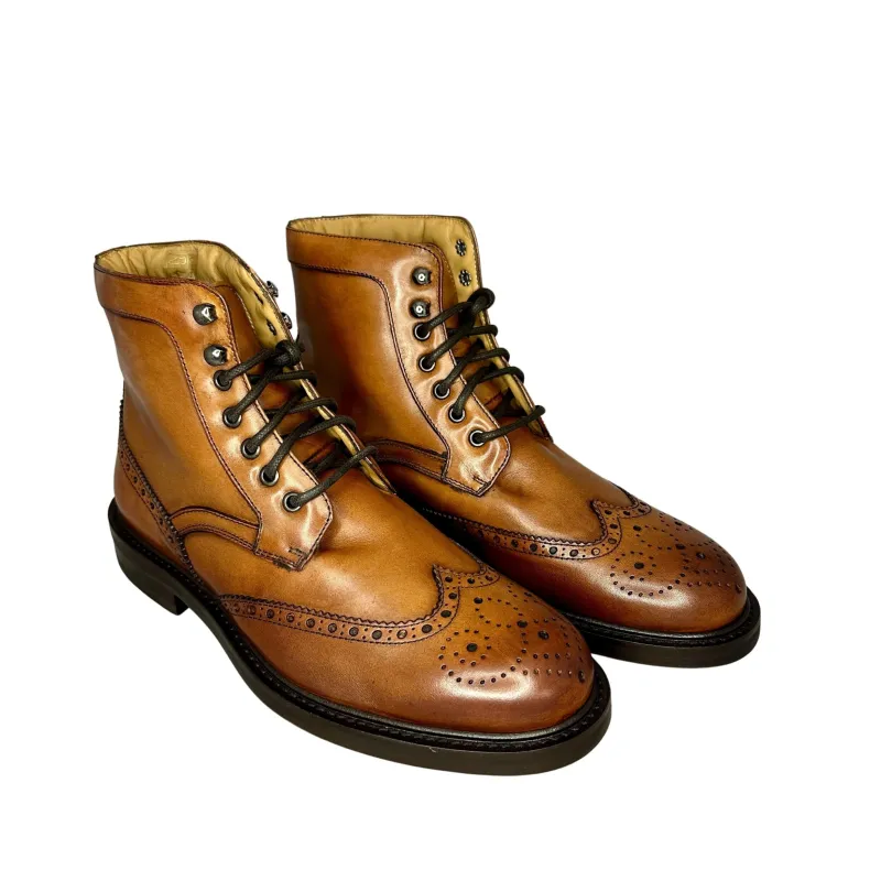 Handcrafted Amphibian With Blake Stitched Lamb Fur