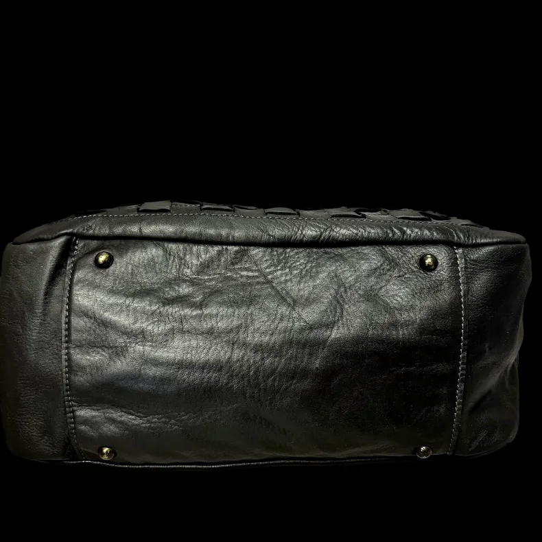 Handcrafted Bag In Washed Leather With Large Weaving