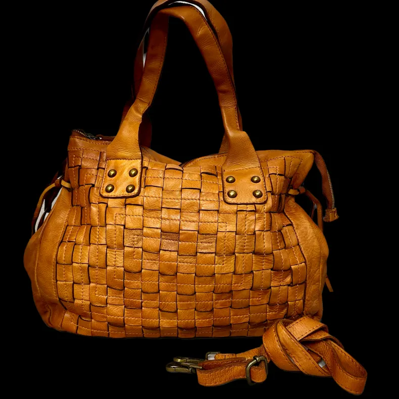 Handcrafted Bag In Washed Leather With Large Weaving