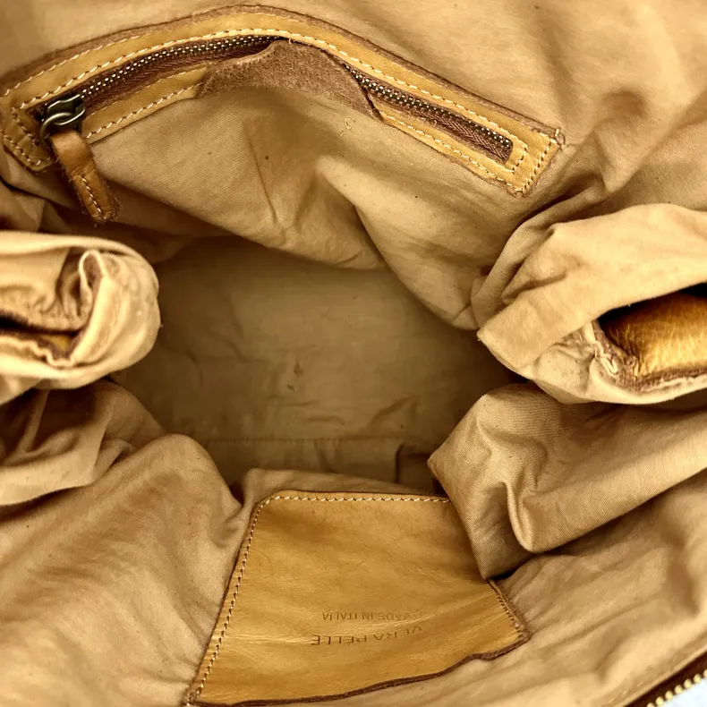 Handcrafted Bag In Washed Leather With Large Weaving