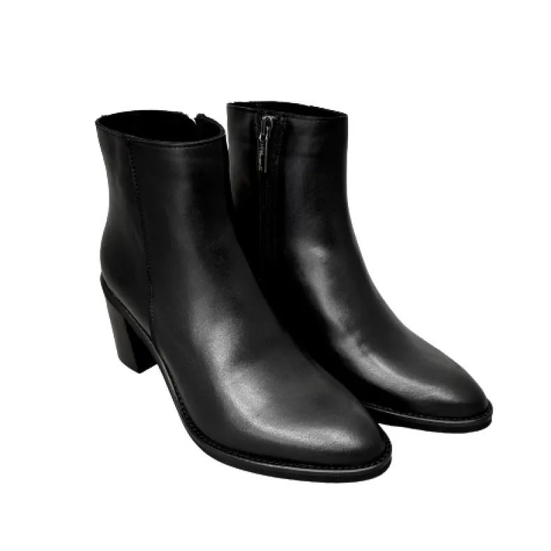 Handcrafted Black Leather Ankle Boot PFV