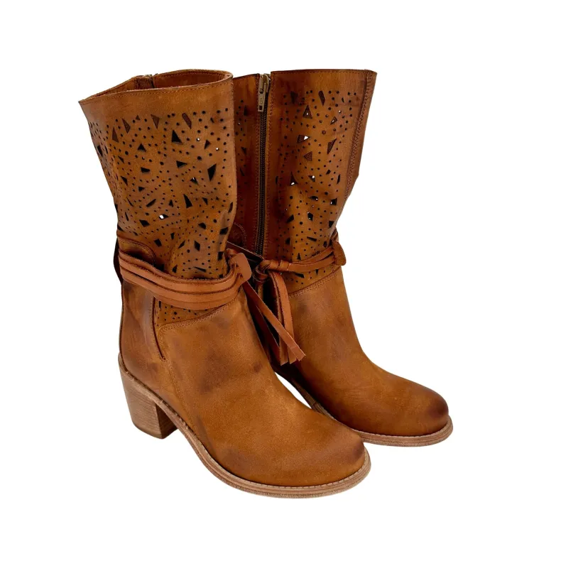 Handcrafted Boot In Lasered Nubuck Leather