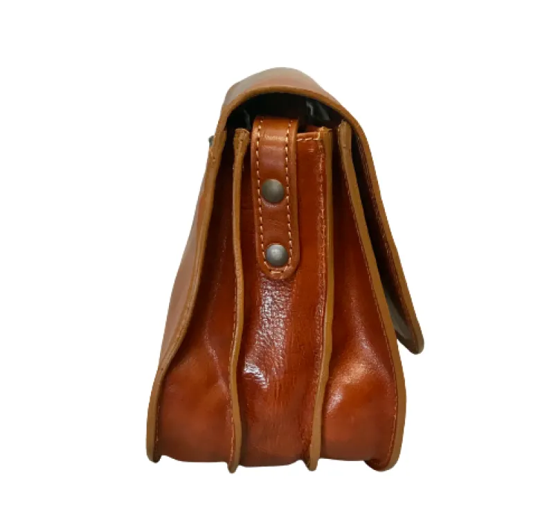 Handcrafted Postwoman With Shoulder Strap L