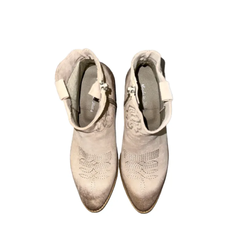 Handcrafted Texan In Powder Pink Brushed Nubuck