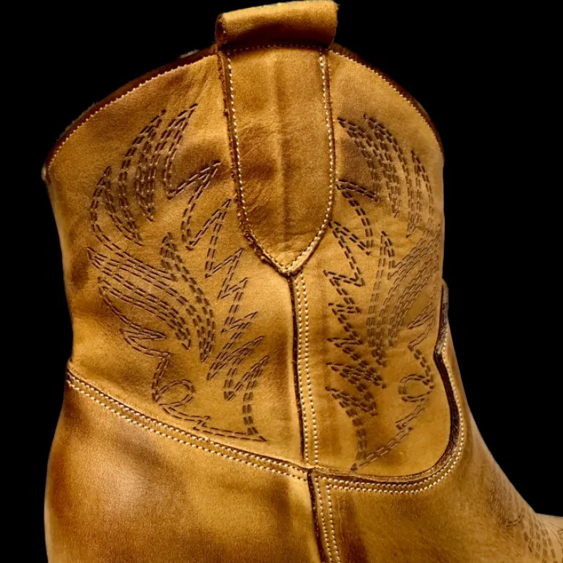 Handcrafted Texan In Low Leather Lasered Leather