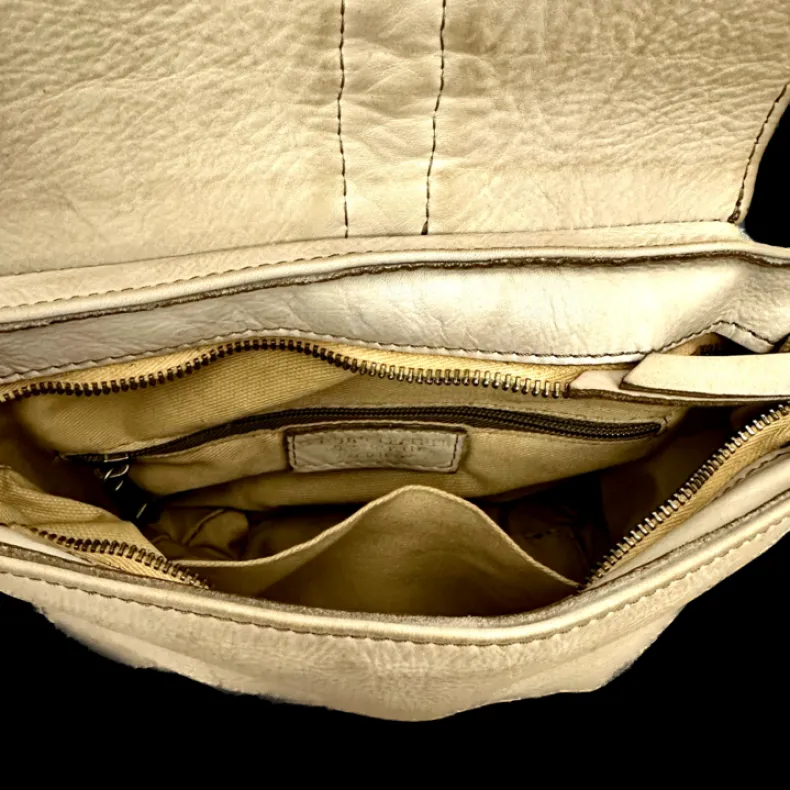 Handmade Bag In Washed Leather With Braid