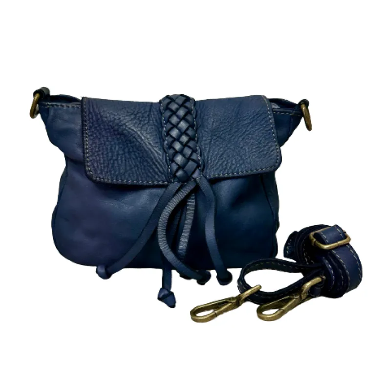 Handmade Bag In Washed Leather With Braid