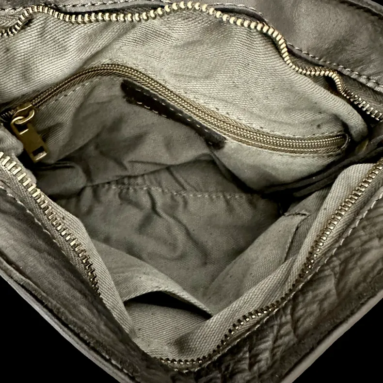 Handmade Bag In Washed Leather With Braid