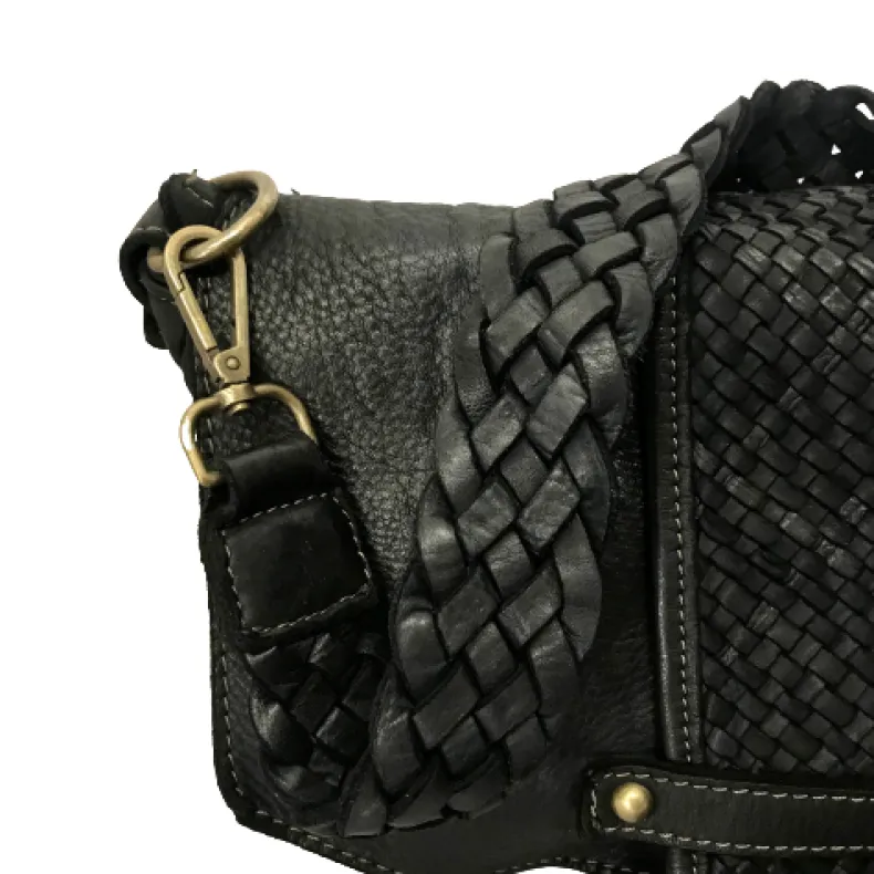 Handmade Bag In Washed Leather With Braided Handle