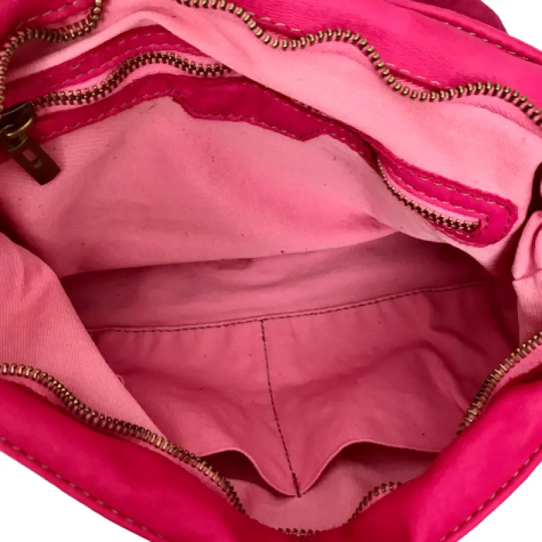 Handmade Bag In Washed Leather With Braided Handle