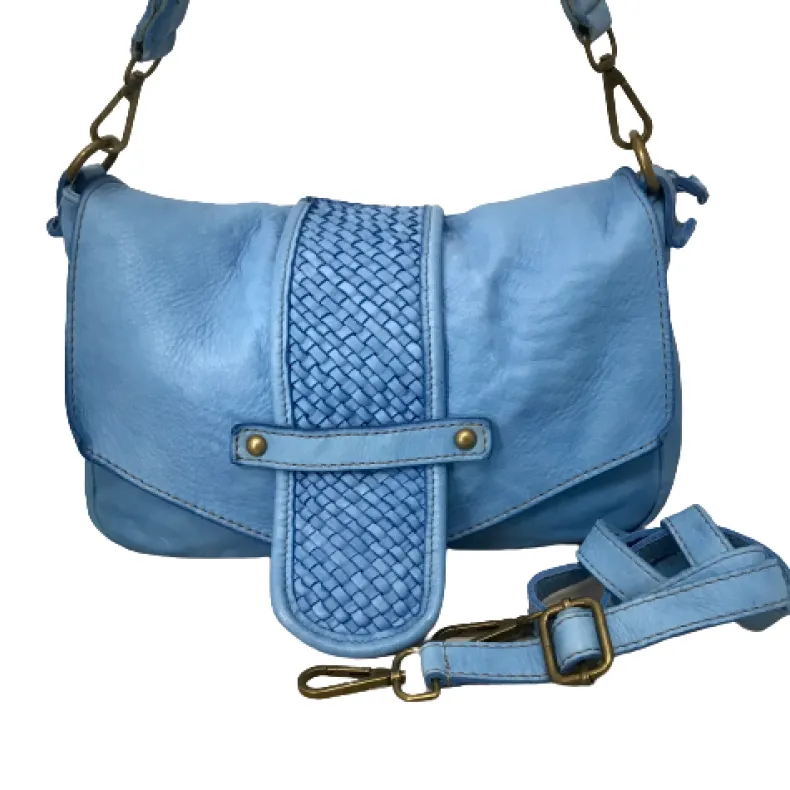 Handmade Bag In Washed Leather With Braided Handle