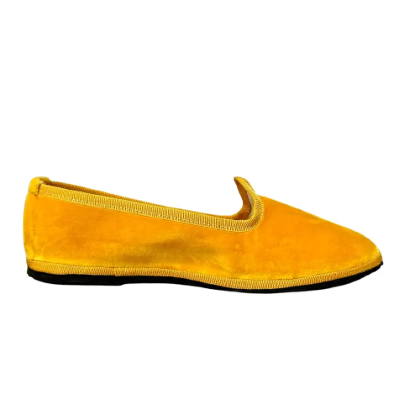 Handmade Friulian Shoes In Yellow Velvet