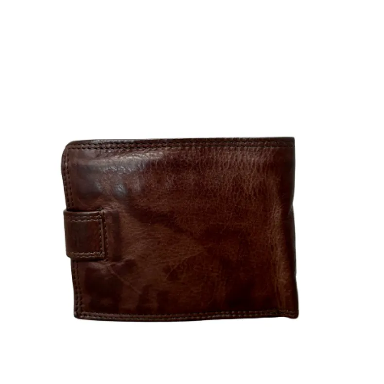 Handmade Wallet In Washed Leather With Button