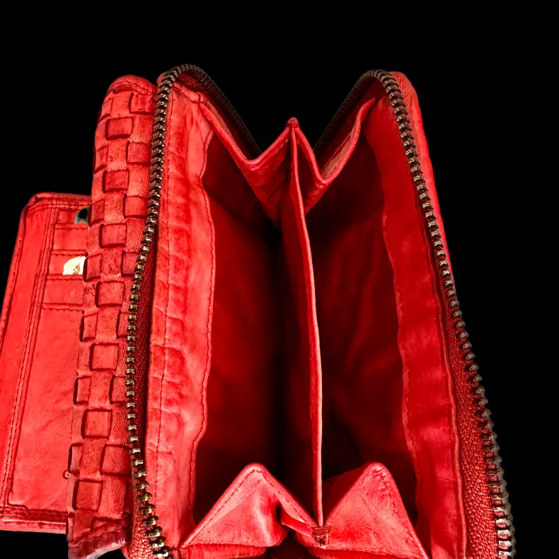 Handmade Wallet In Woven Leather