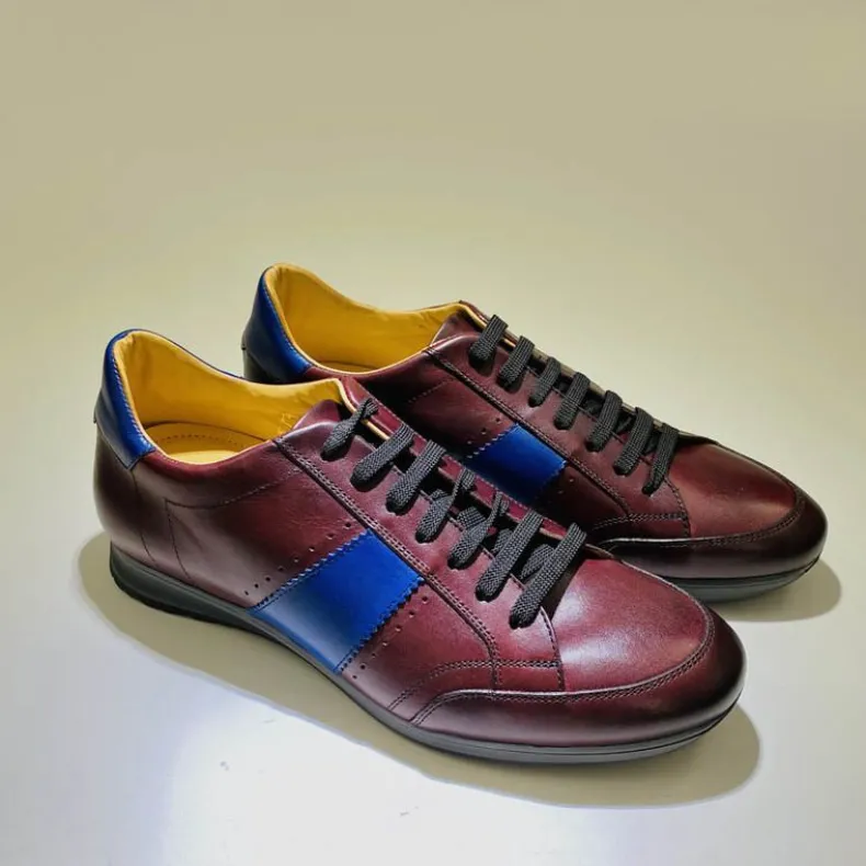 Low Burgundy Sneakers