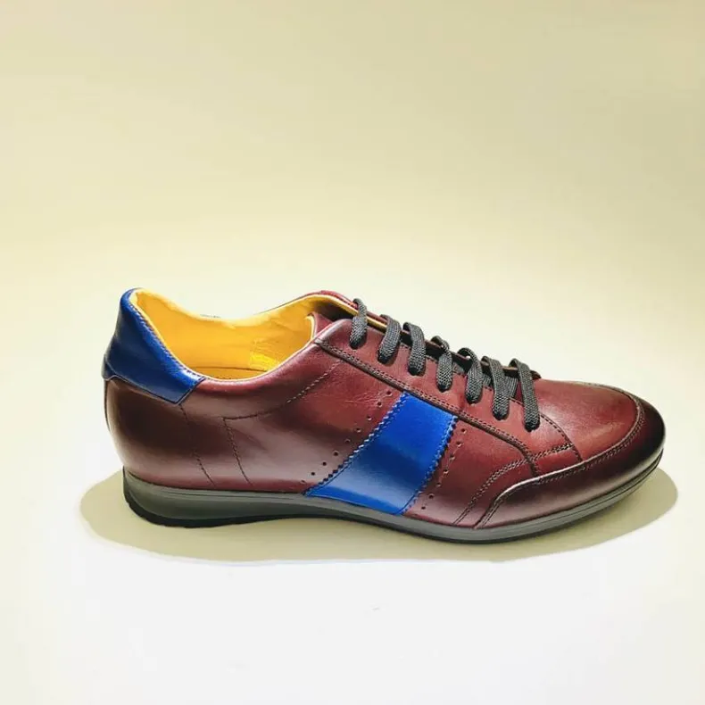 Low Burgundy Sneakers