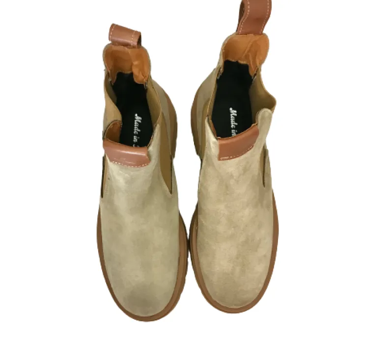 Low Handcrafted Beatles In Dove Gray Suede