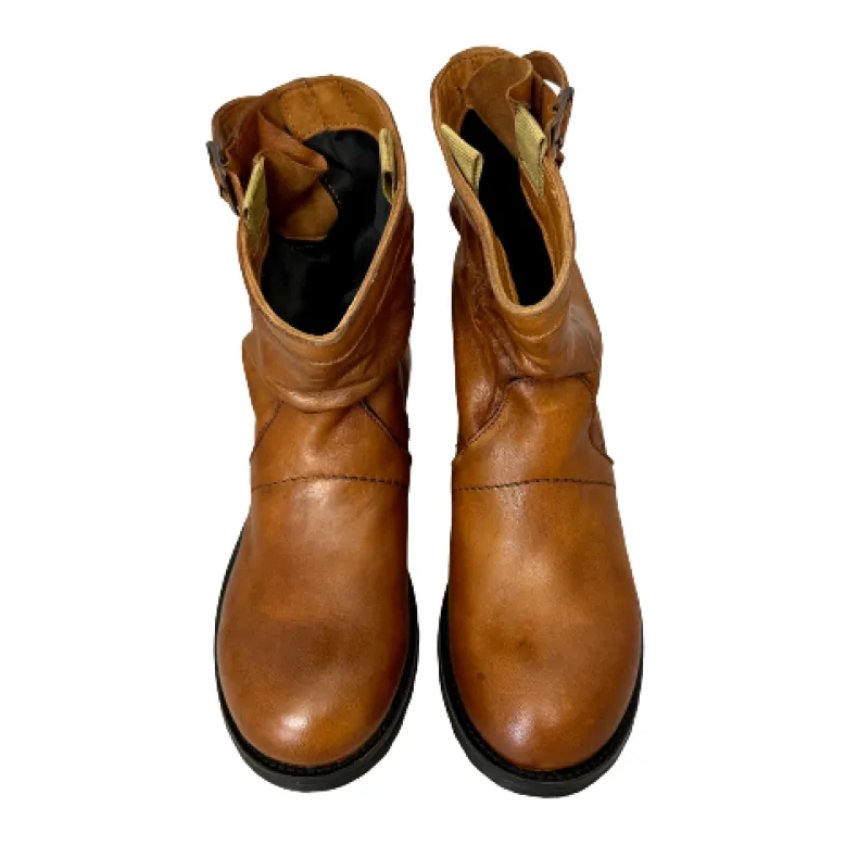 Low Handcrafted Biker In Dipped Leather