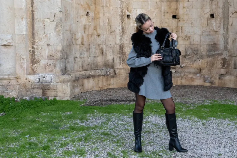 Luisa Small – Handbag With Studs And Leather Laces