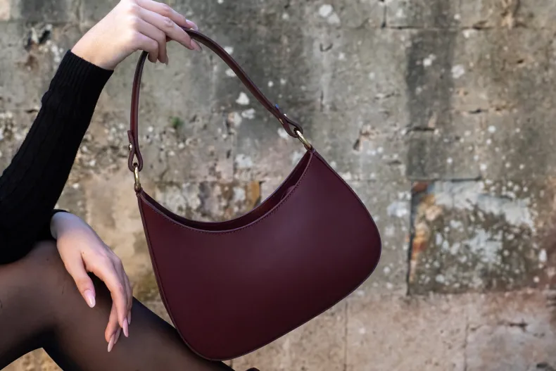 Luna – Blown Leather Bag With Two Shoulder Straps