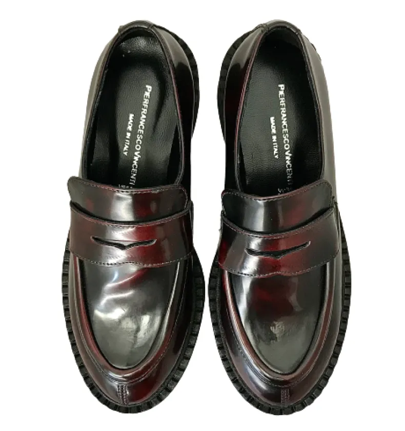 Moccasin In Bordeaux Abrasive Leather