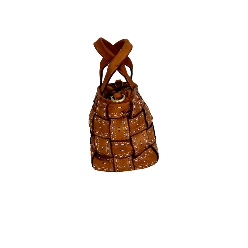 Olimpia Small – Weaving And Visible Stitching