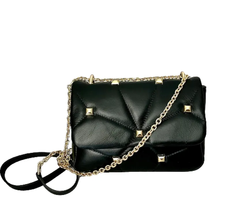 Quilted Bag With Black Studs