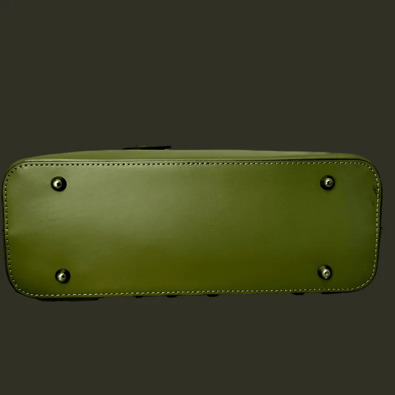 Rigid Handcrafted Bag In Smooth Leather