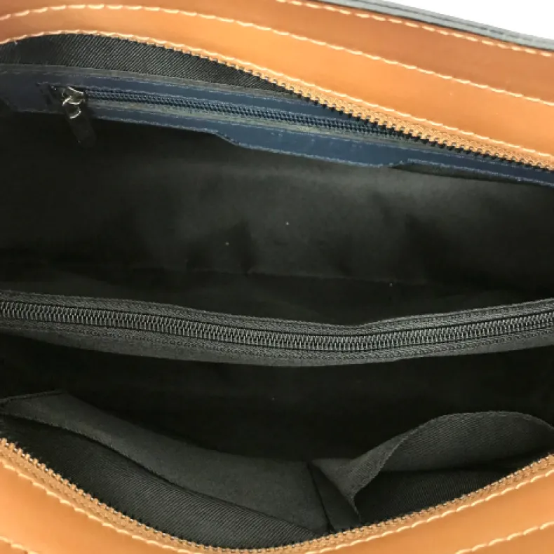 Rigid Handcrafted Bag In Smooth Leather