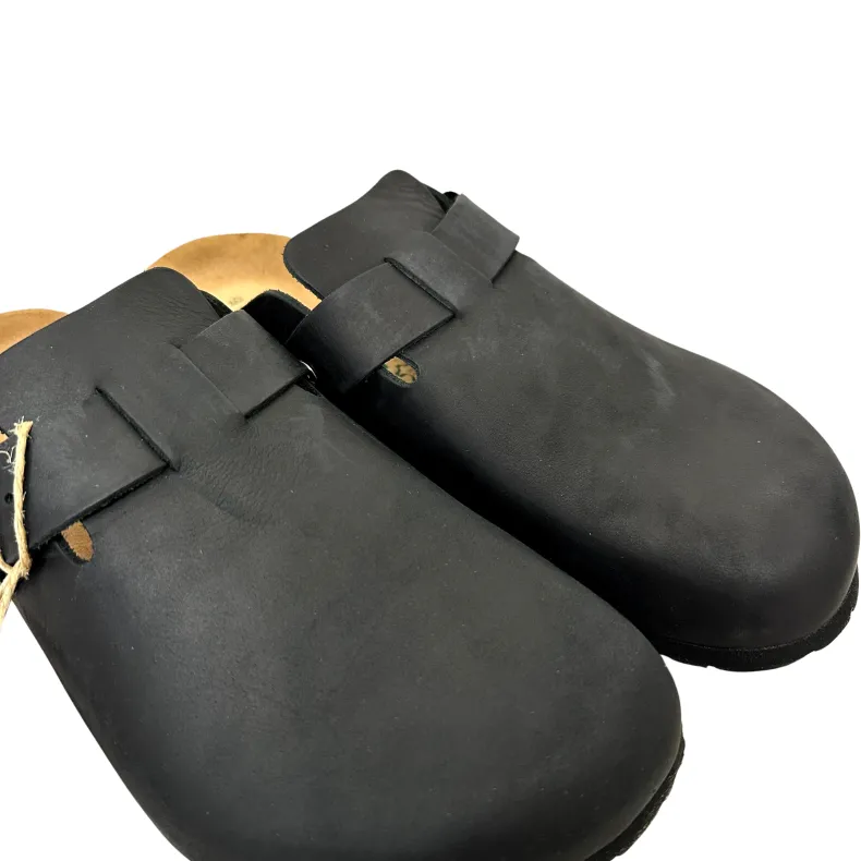 Sabot In Black Bionatura Oiled Leather Vibram