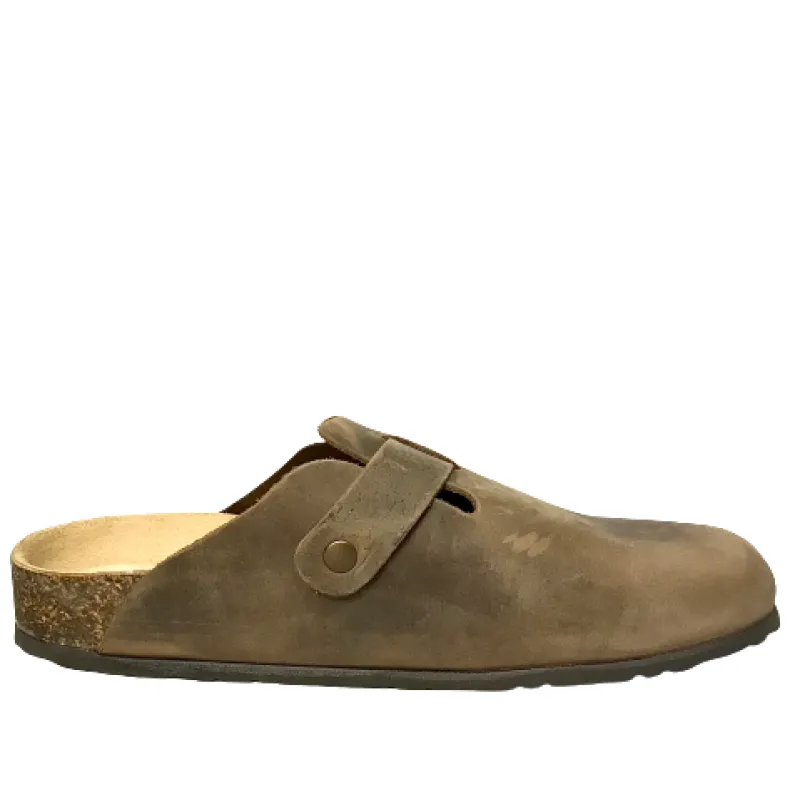 Sabot In Dark Brown Bionatura Oiled Leather