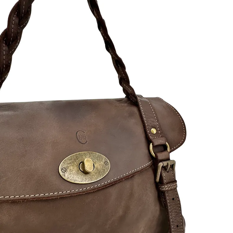 Sally – Postwoman With Braided Handle