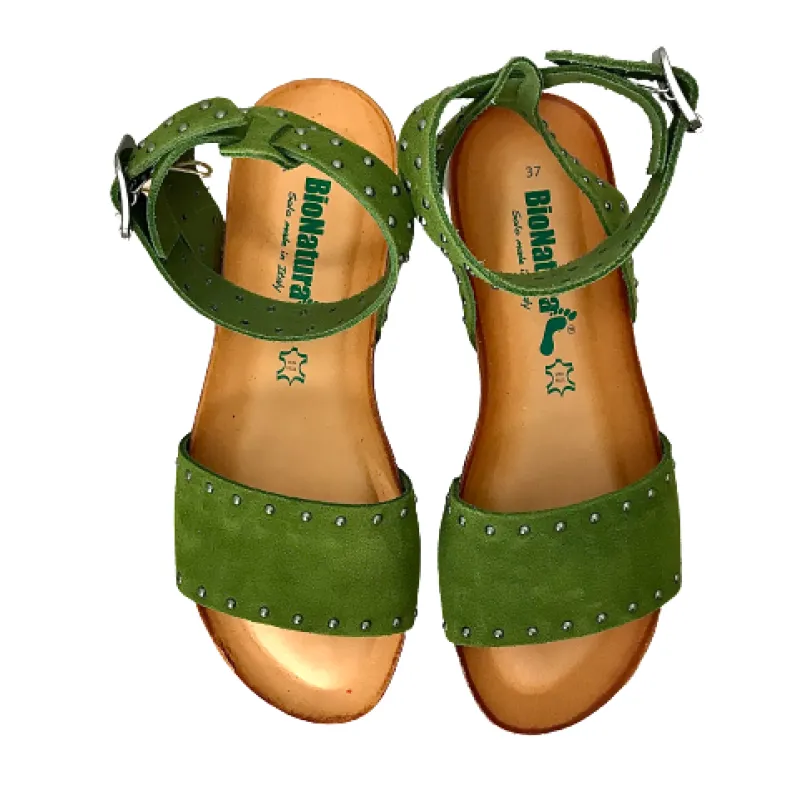 Sandal Tied To The Green Ankle Bionatura