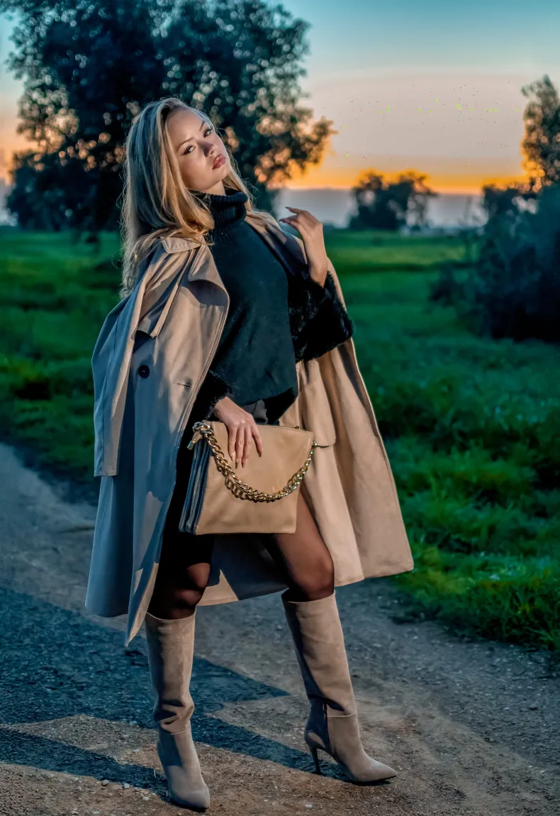 Taupe Suede Boot With 9 Cm Heel