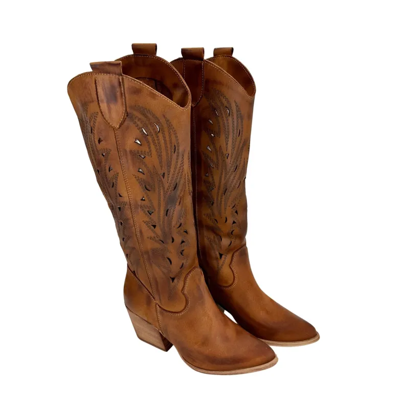 Texan In Lasered Nubuck Leather, Brushed Leather