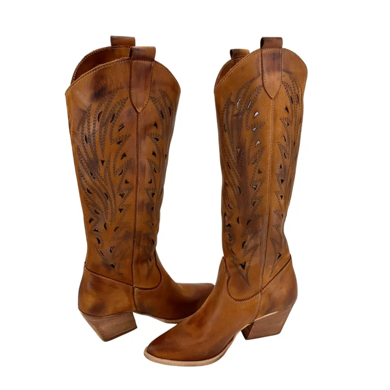 Texan In Lasered Nubuck Leather, Brushed Leather