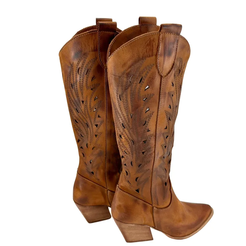 Texan In Lasered Nubuck Leather, Brushed Leather