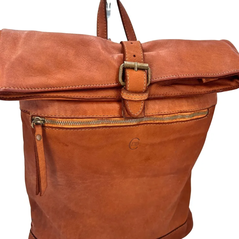 TURIN – Handcrafted Washed Leather Backpack