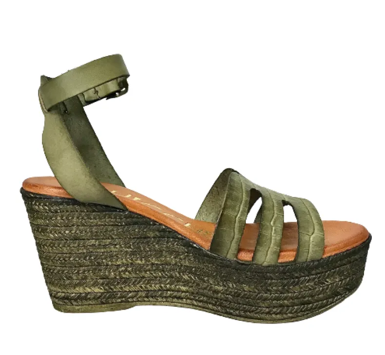 Wedge Sandal In Green Leather