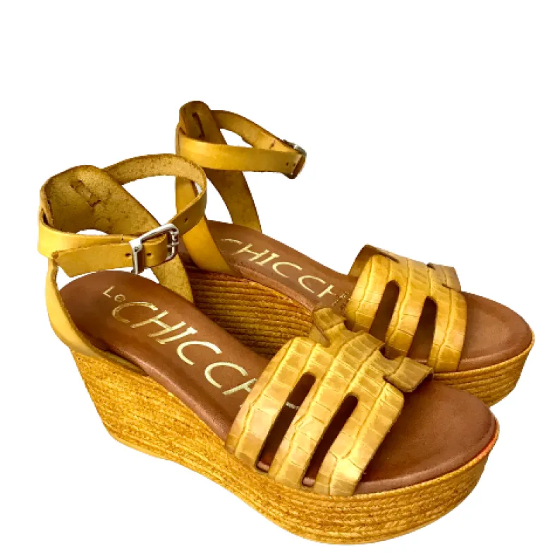 Wedge Sandal In Yellow Leather